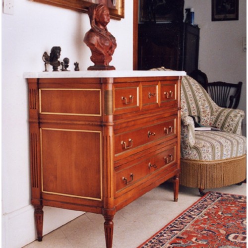 Commode Louis XVI en merisier n°1