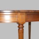 Table ovale de style Louis XVI en noyer